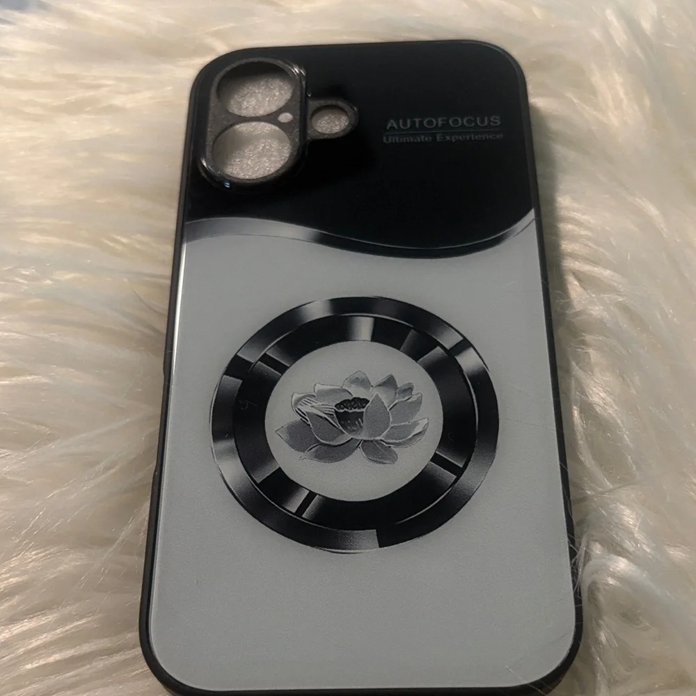 Black and Gray Autofocus Phone Case